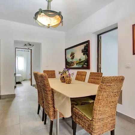 El Auchon Casa Vacacional בית נופש *